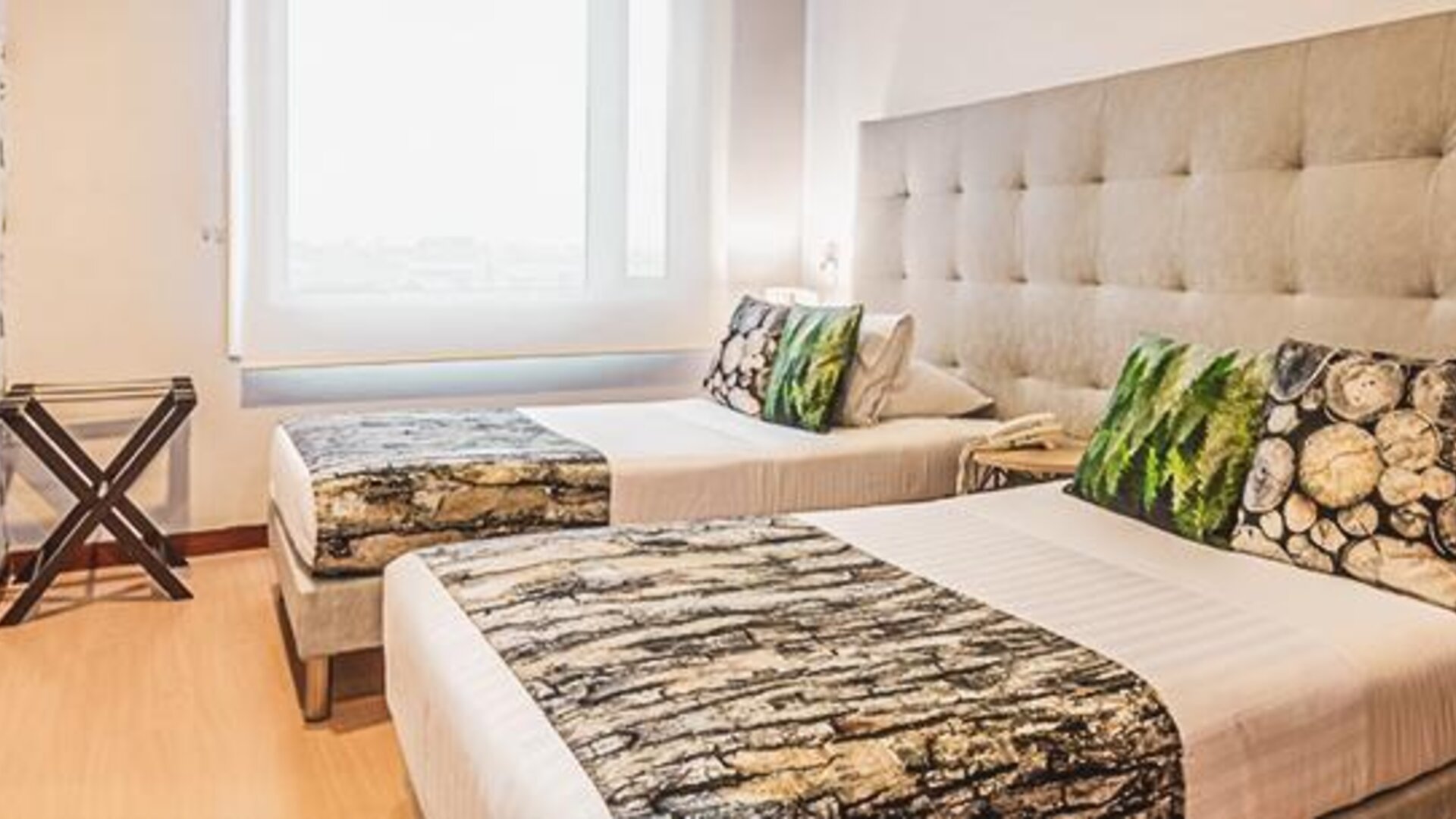 Hotel Factory Green (Calle 80 Occidente)