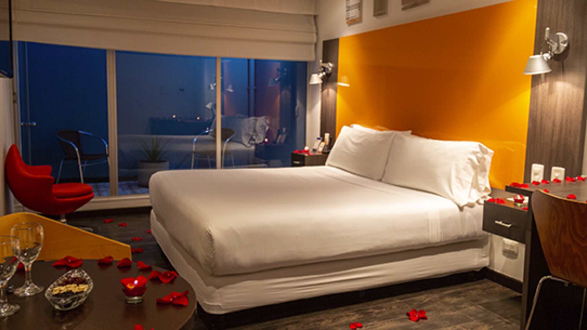 Hotel 104 Art Suites