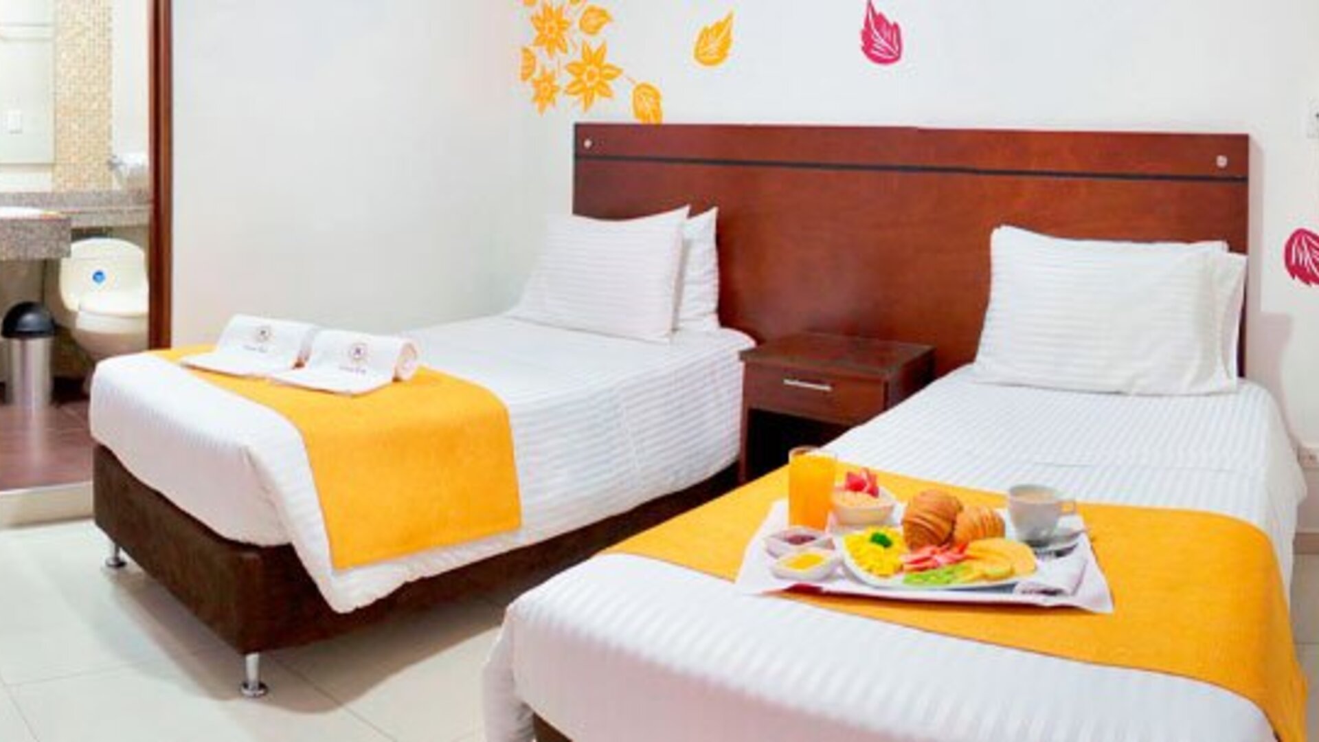 Hotel Dorado Gold