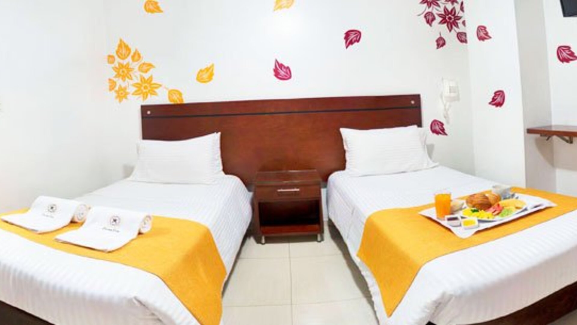 Hotel Dorado Gold