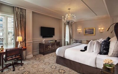 Romantic king room with TV at InterContinental New York Barclay.