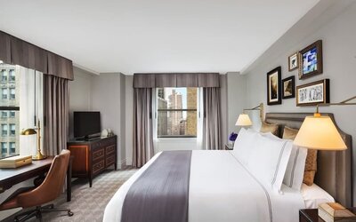 Day use room with natural light at InterContinental New York Barclay.