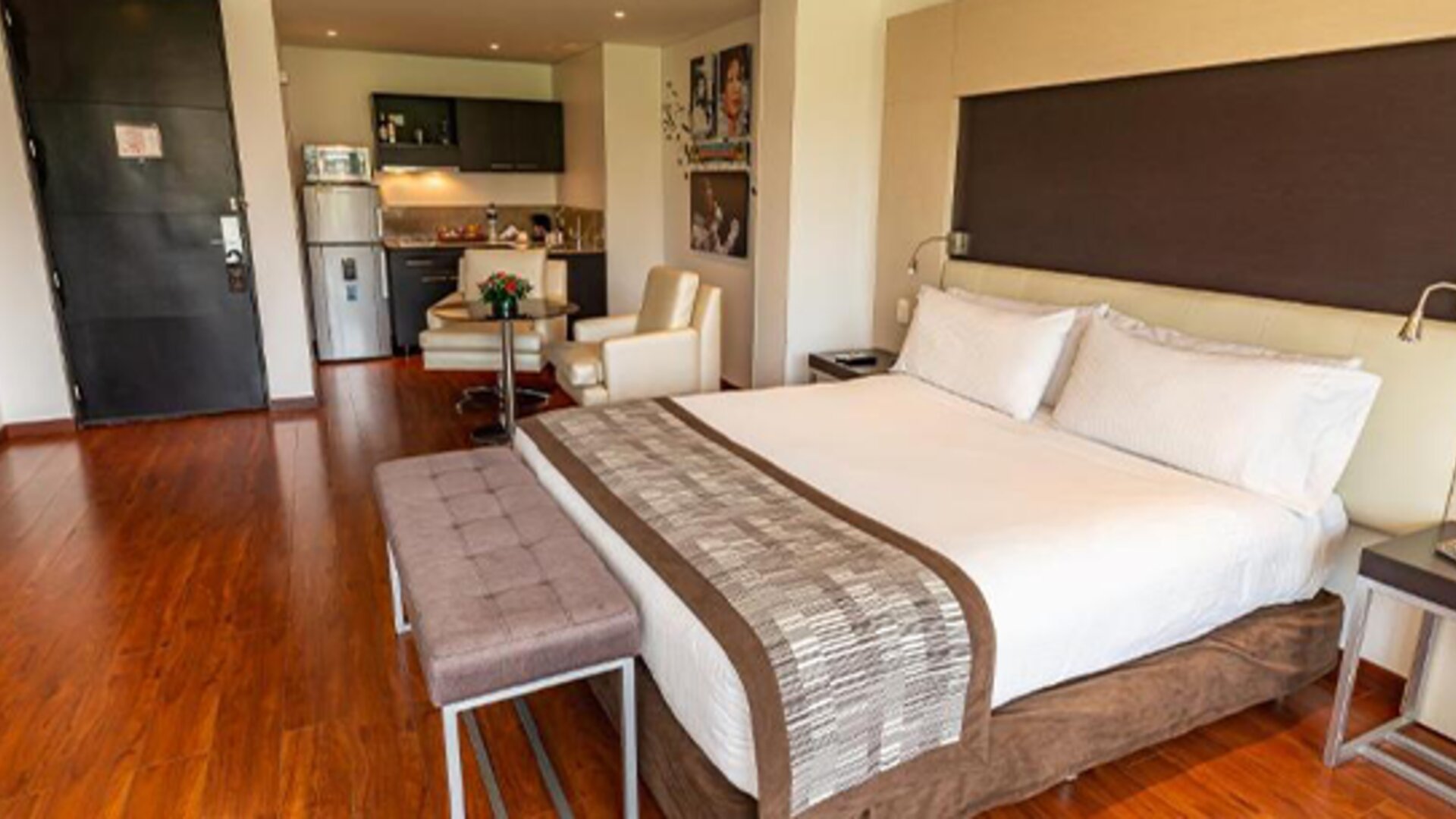 Hotel Jazz Apartments