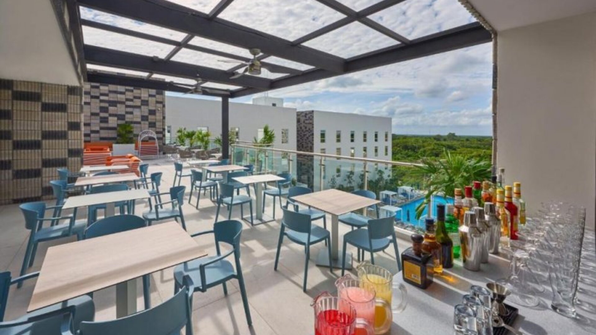 City Express Plus By Marriott Cancún Aeropuerto Riviera