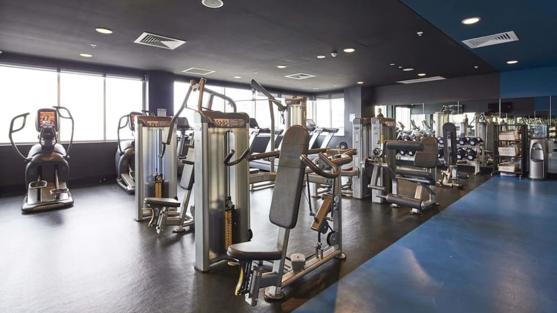 Fitness center at Rydges Sydney Airport Hotel.