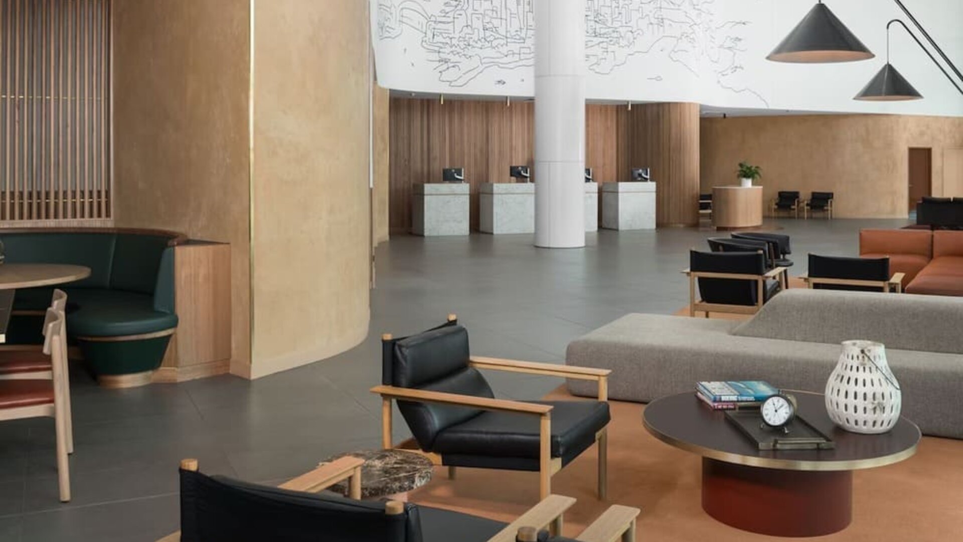 Lobby seating at Rydges Sydney Airport Hotel.