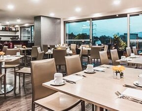 NH Bogota Urban 26 Royal