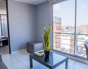 ICON 48 Luxury Apartasuites