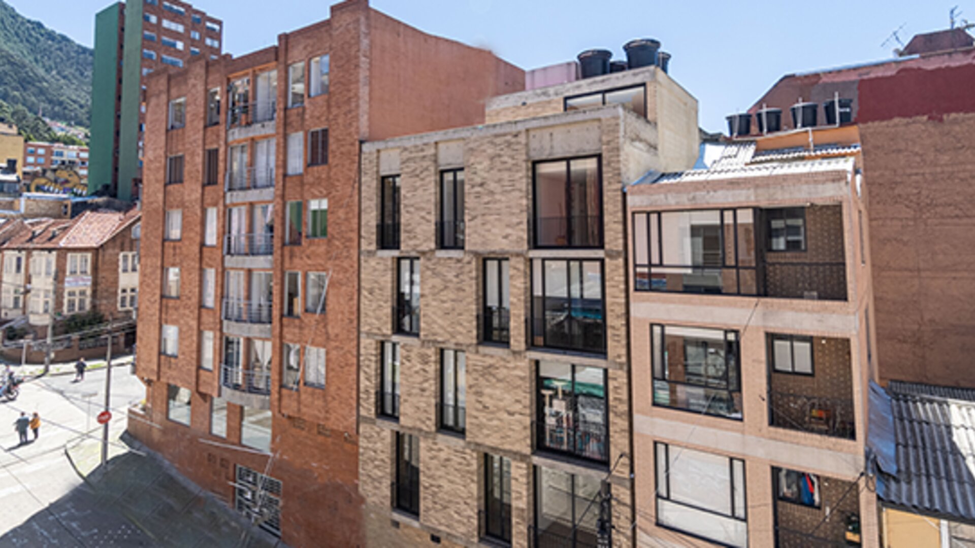 ICON 48 Luxury Apartasuites