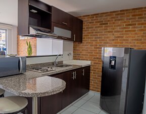 ICON 48 Luxury Apartasuites