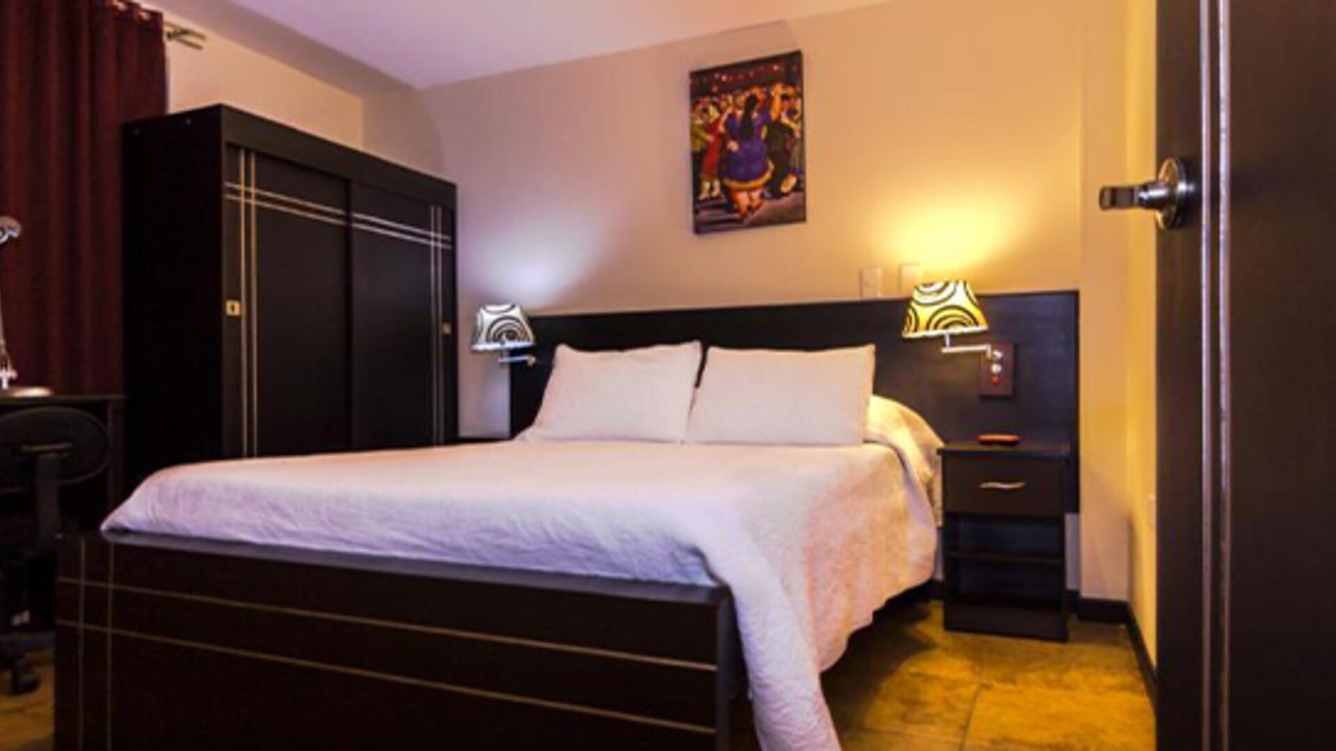 Alojate IN Galerías