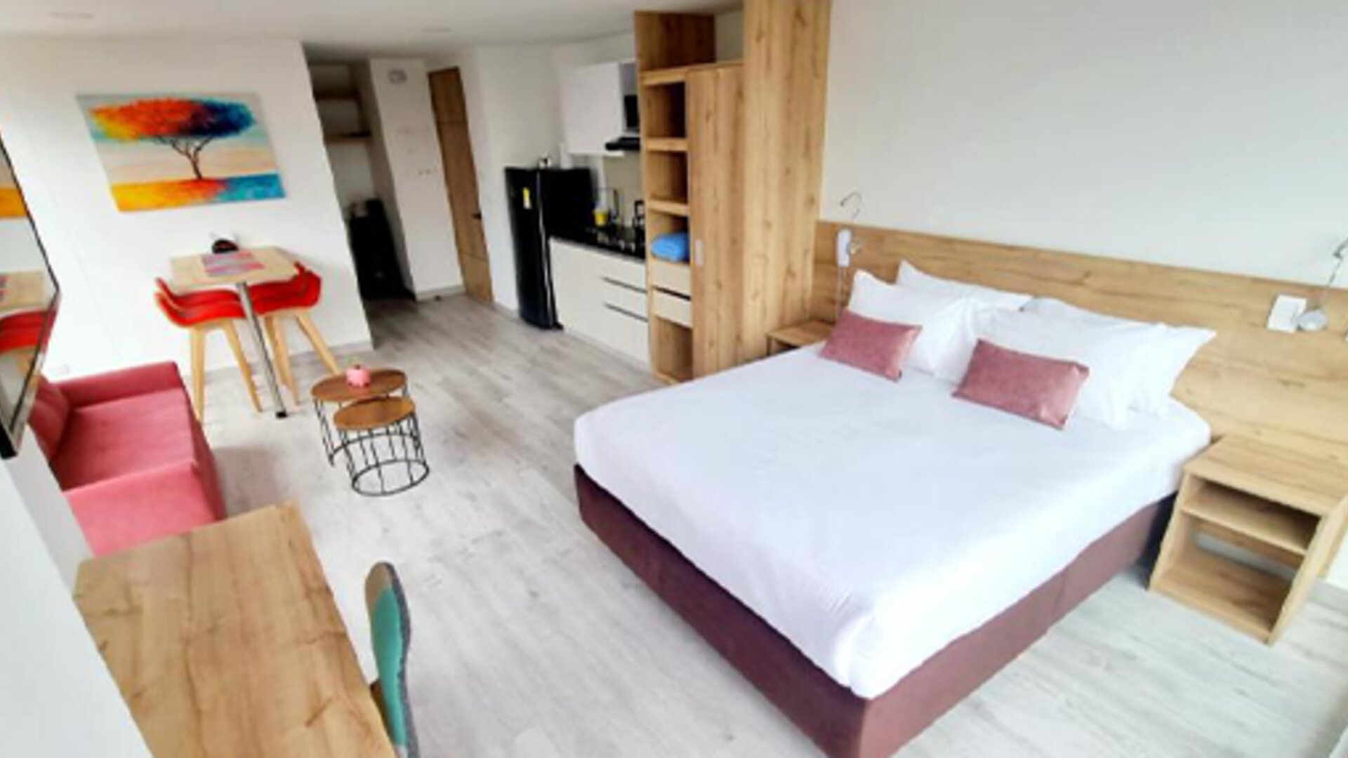 Toscana Loft Apartasuites