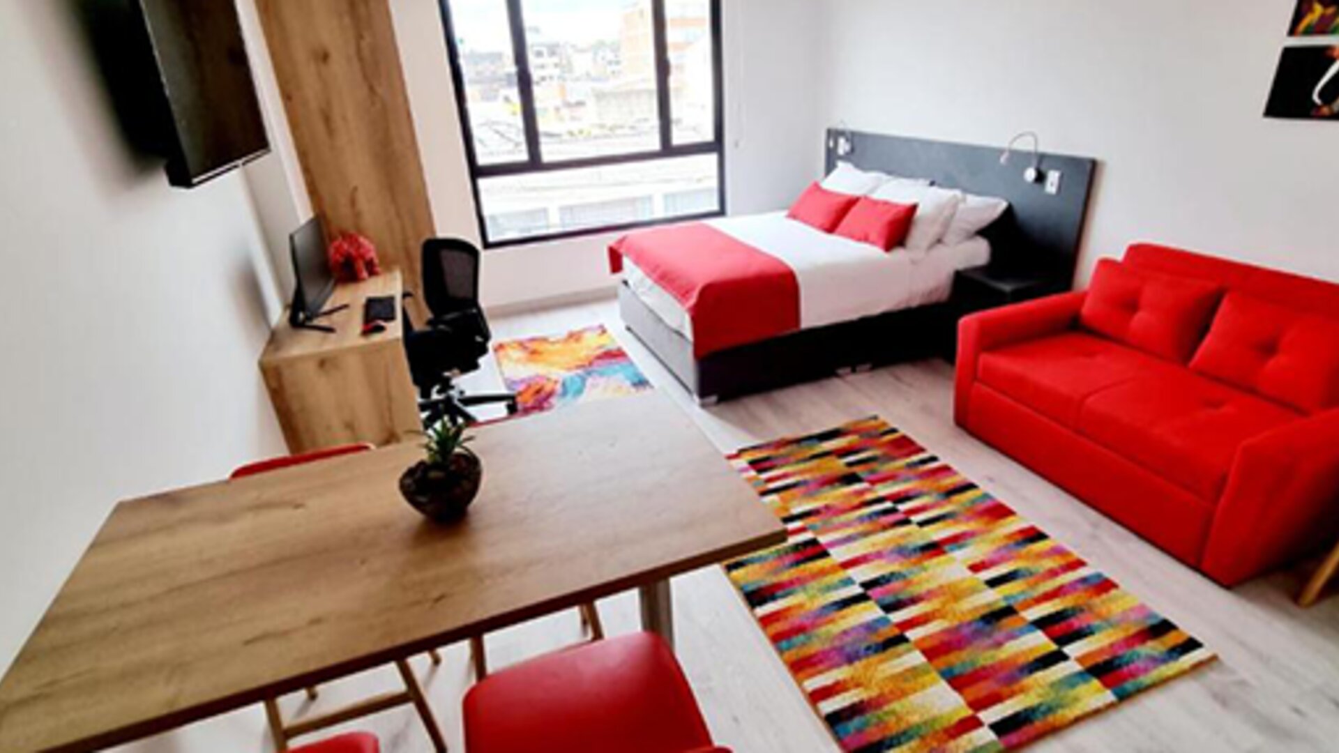 Toscana Loft Apartasuites