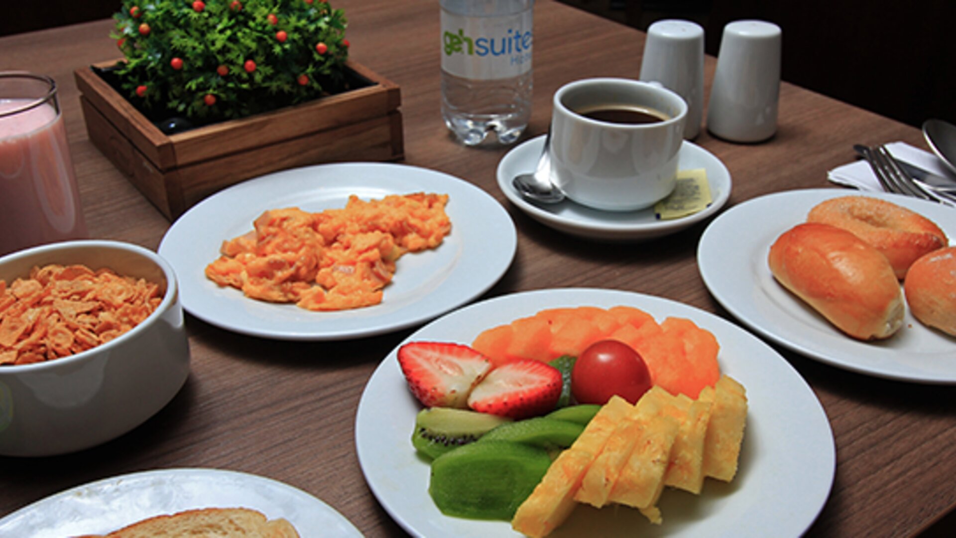 Windsor House Inn By GEH Suites