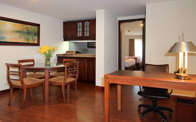 Windsor House Inn By GEH Suites