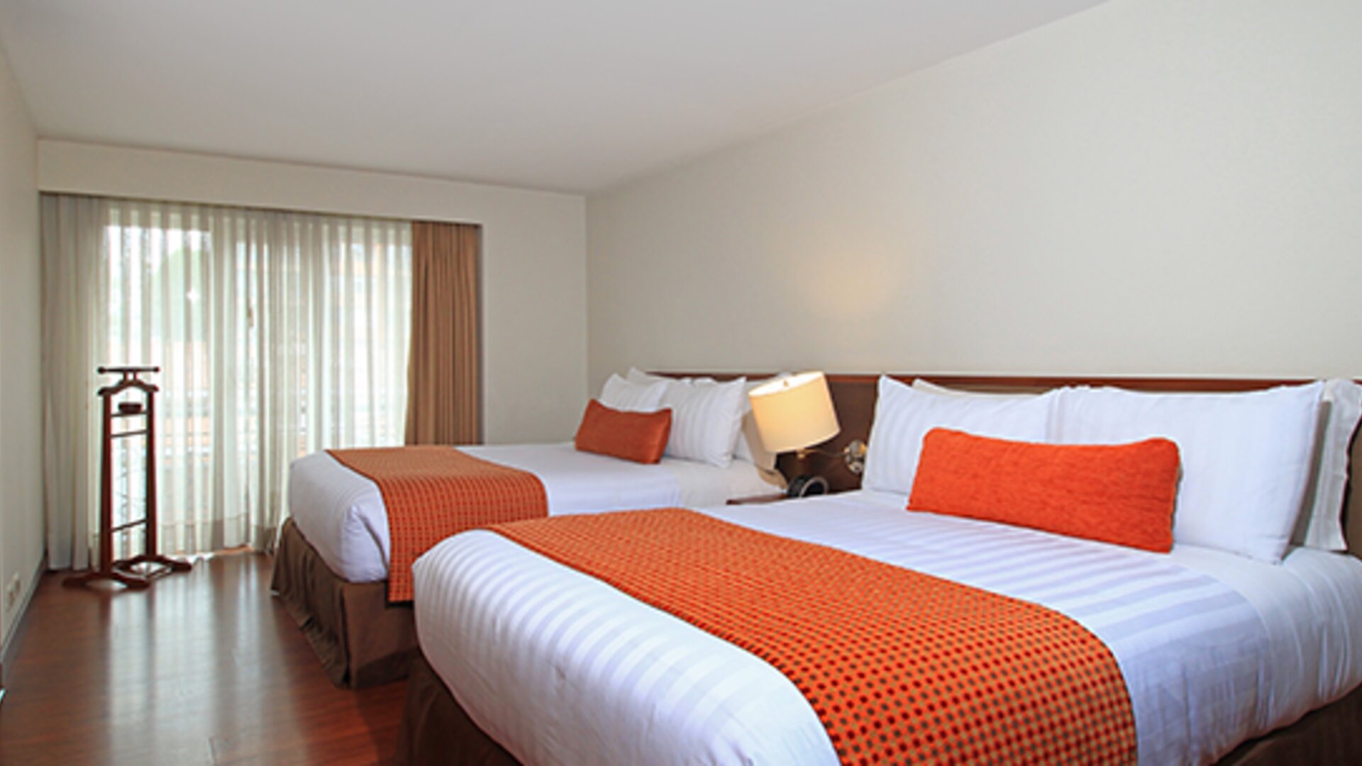 Windsor House Inn By GEH Suites