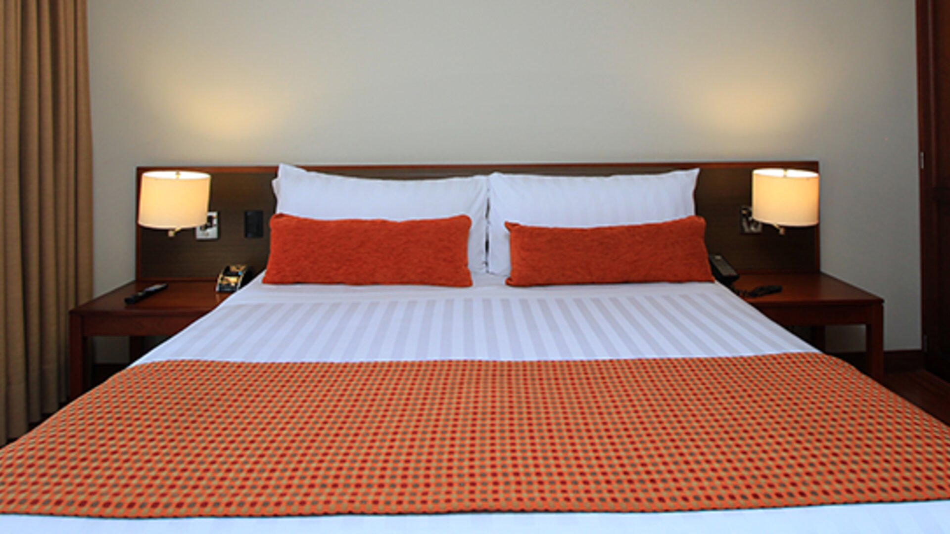 Windsor House Inn By GEH Suites