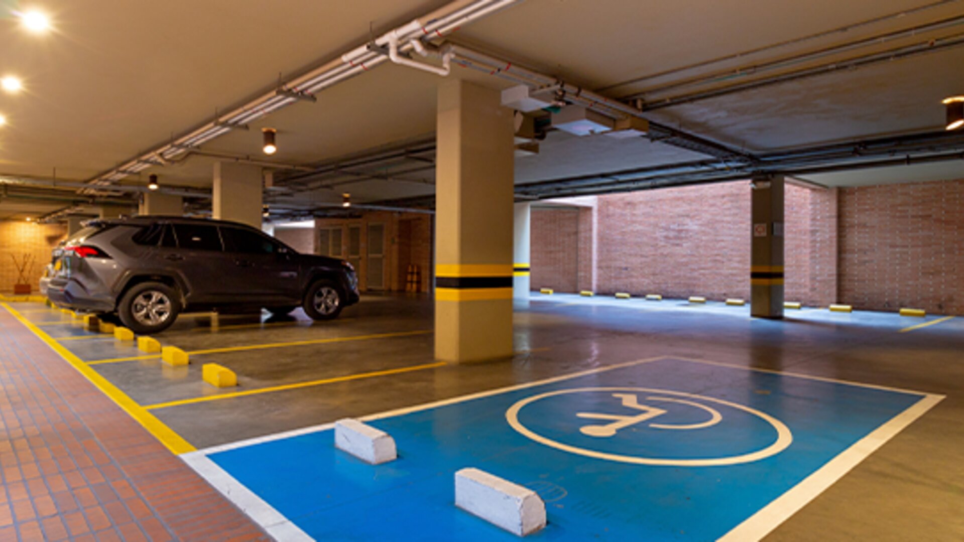 Hotel Madisson Inn Luxury By GEH Suites