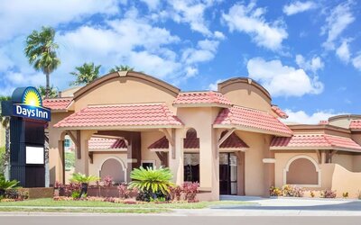 Hotel exterior at Days Inn By Wyndham St Augustine/Historic Downtown.