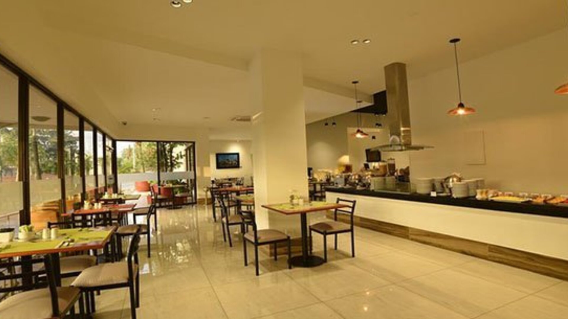 Torre De Cali Plaza Hotel