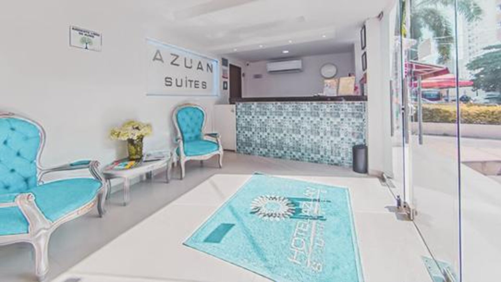 Hotel Azuán Suites