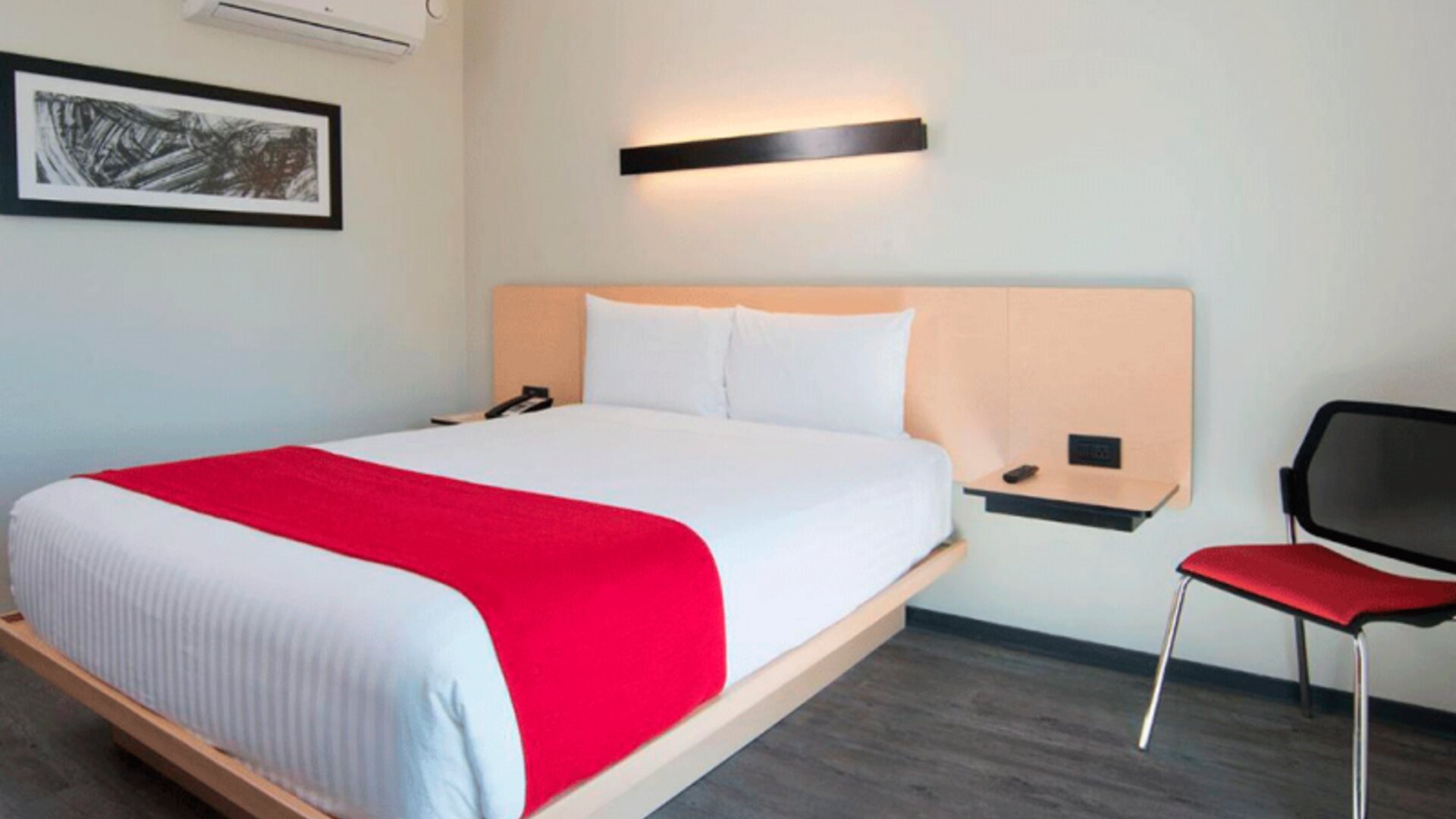 City Express by Marriott Santiago Aeropuerto