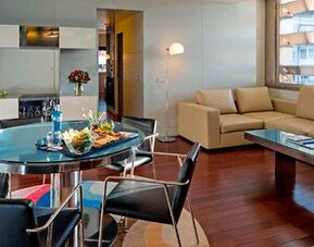 NH Collection Barcelona Constanza