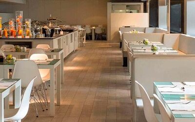 NH Collection Barcelona Constanza