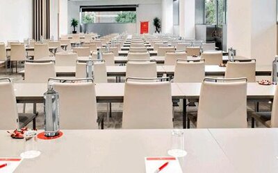 NH Collection Barcelona Constanza