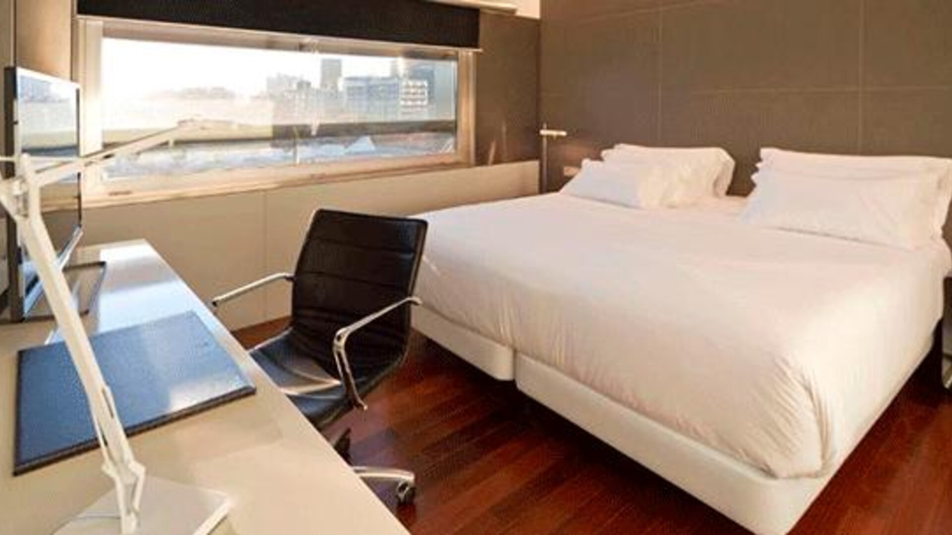 NH Collection Barcelona Constanza