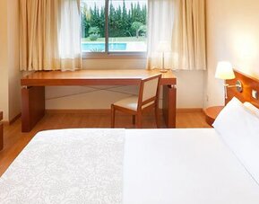 Ramada Valencia Almussafes