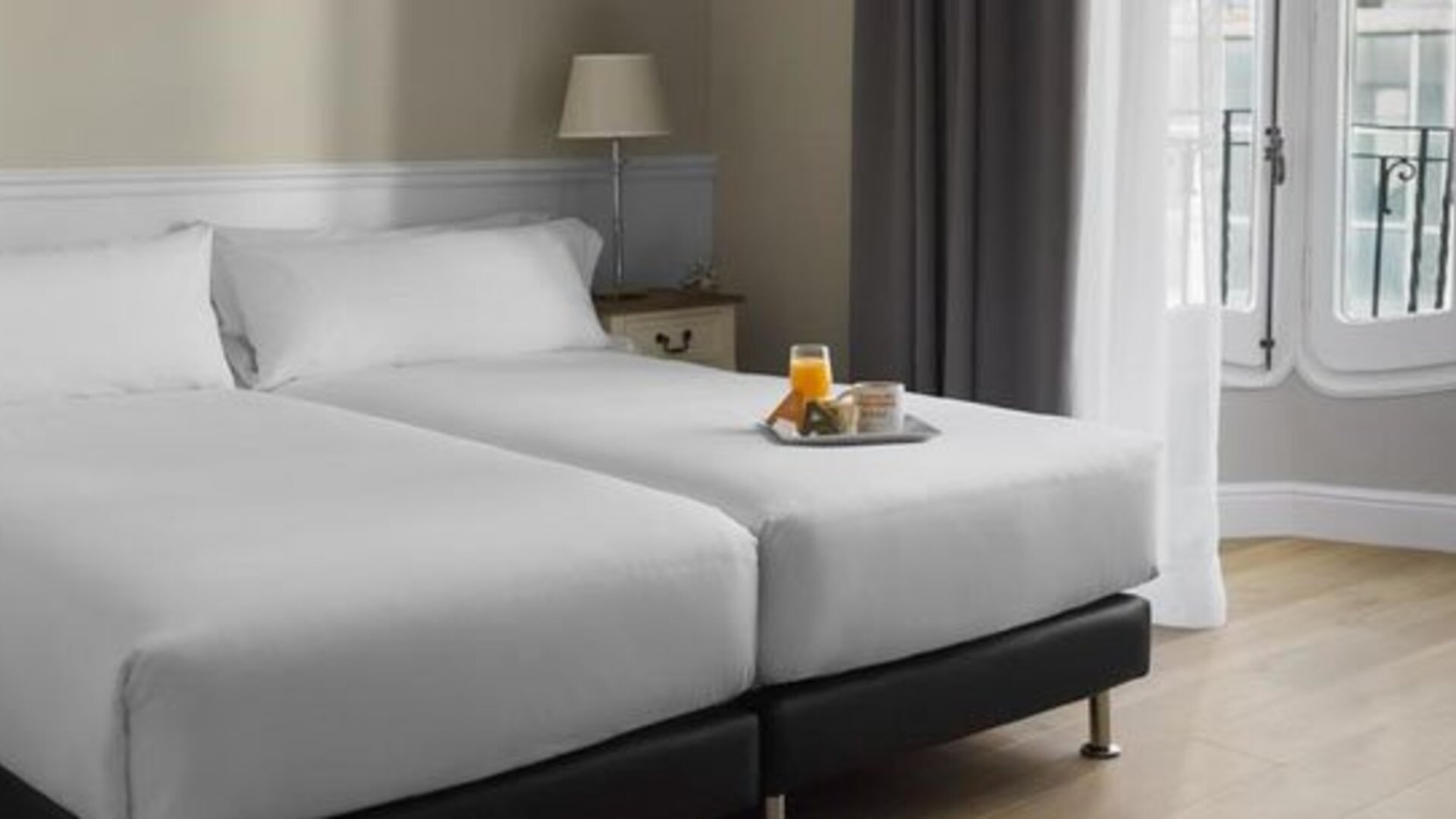 Hotel Mesón Castilla Atiram