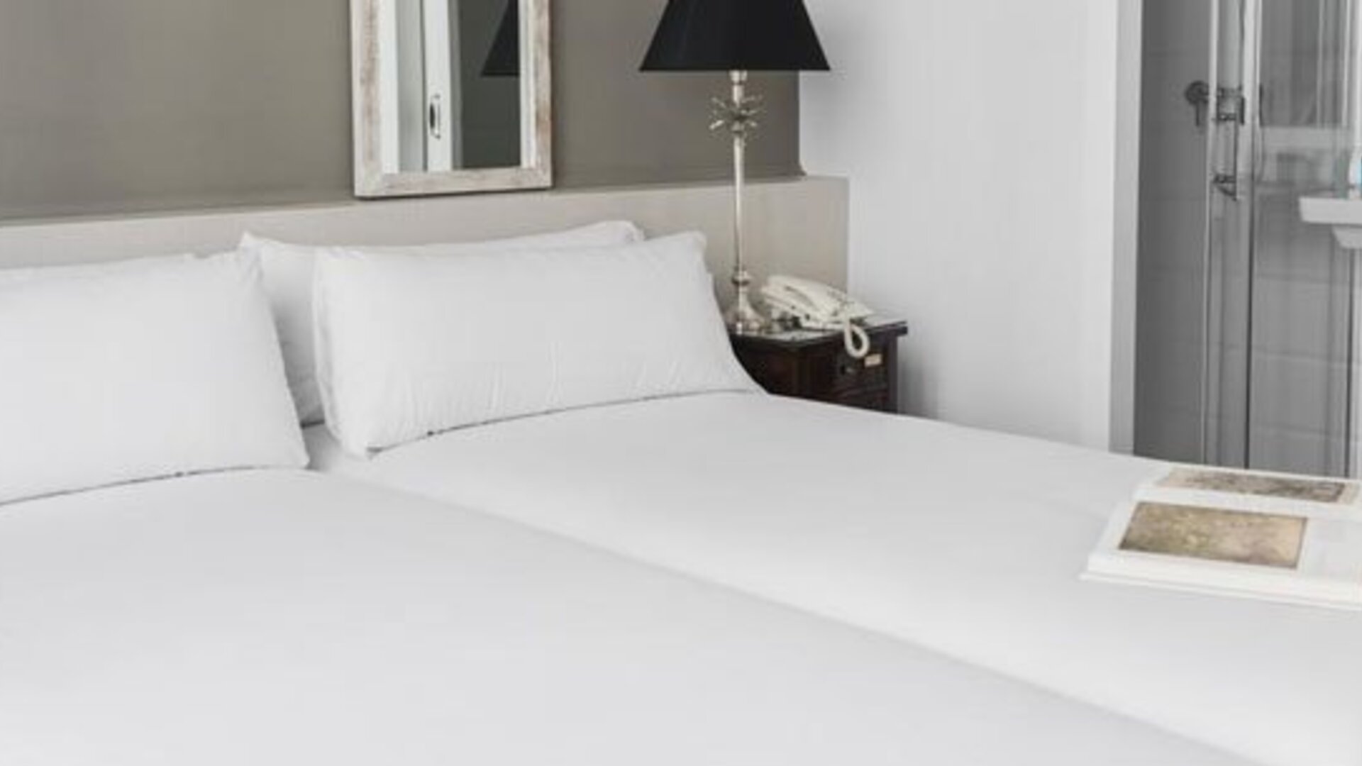 Hotel Mesón Castilla Atiram