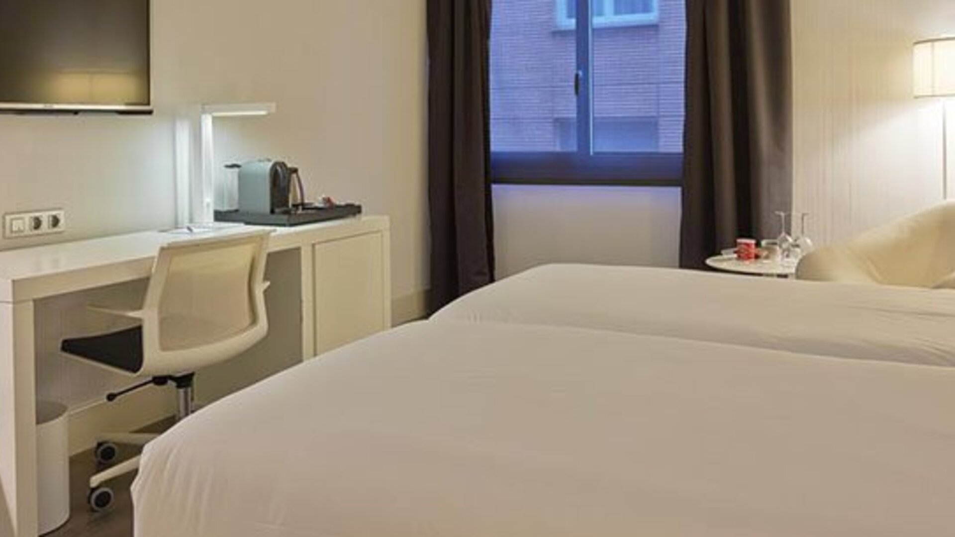 NH Collection Villa De Bilbao