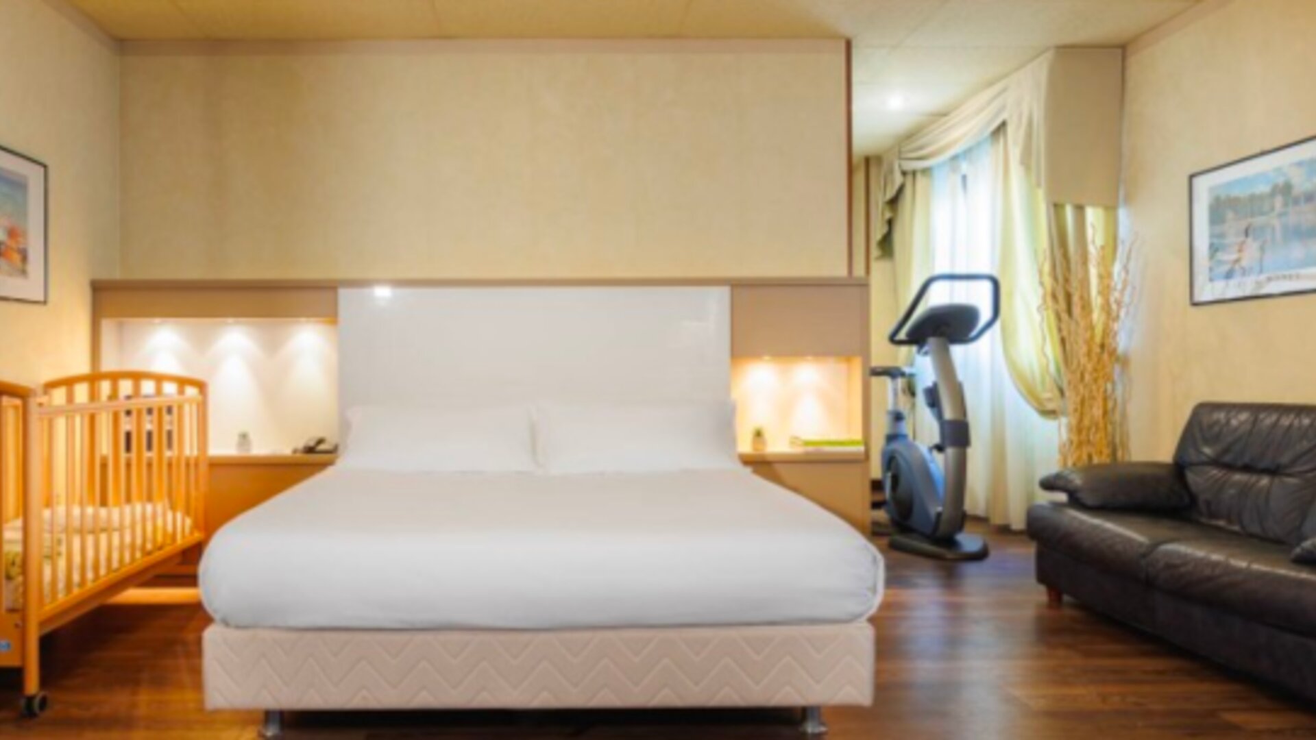 Jr Hotels Amadeus Bologna