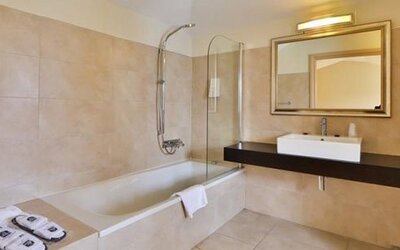 Hotel Regal & Apartments