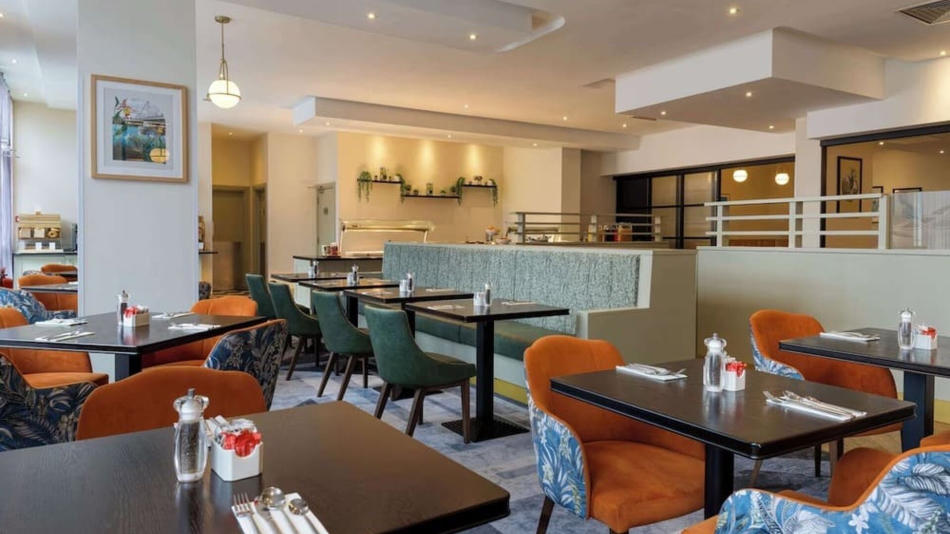 Dining area at DoubleTree By Hilton London - Chelsea.