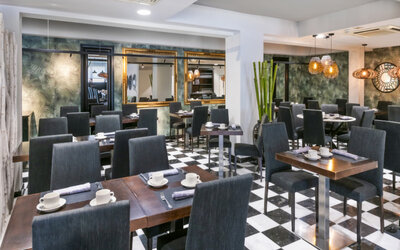 Hotel Sallés Aeroport Girona