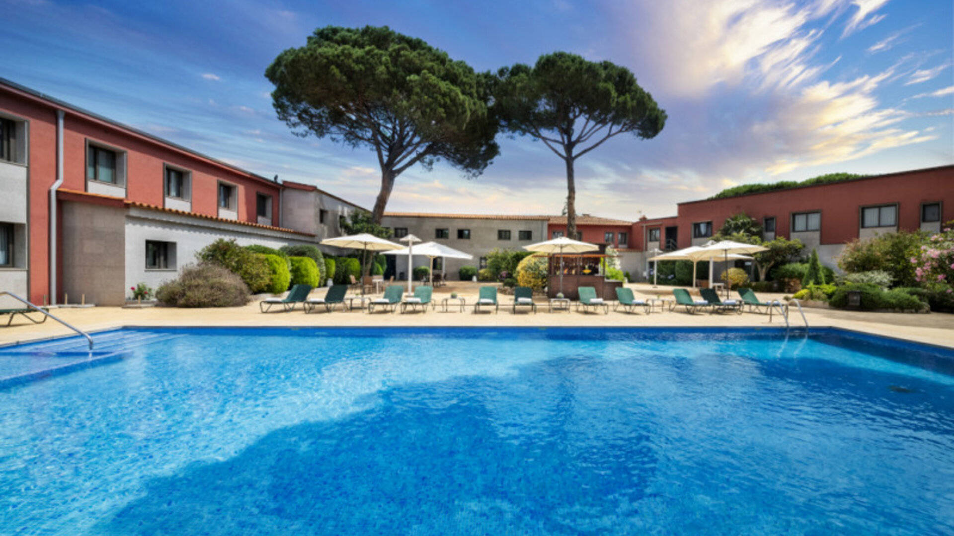 Hotel Sallés Aeroport Girona