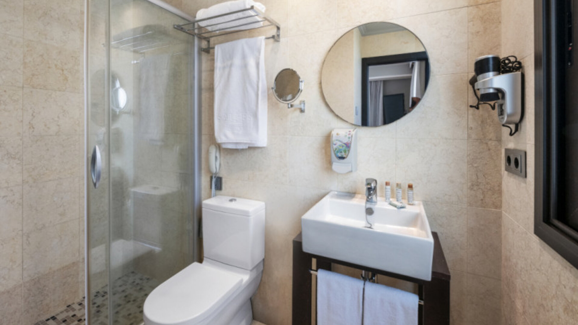 Hotel Sallés Aeroport Girona