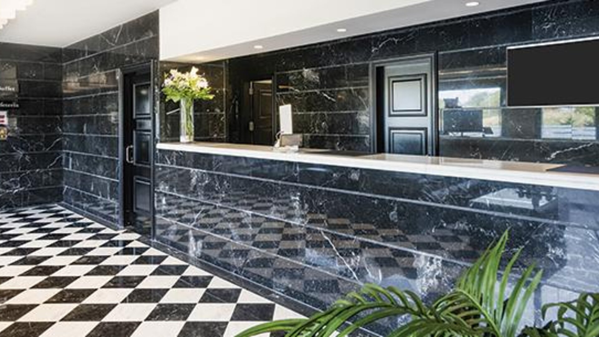 Hotel Sallés Aeroport Girona