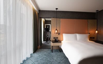 Day use room with fitness equipment at Hilton London Bankside.