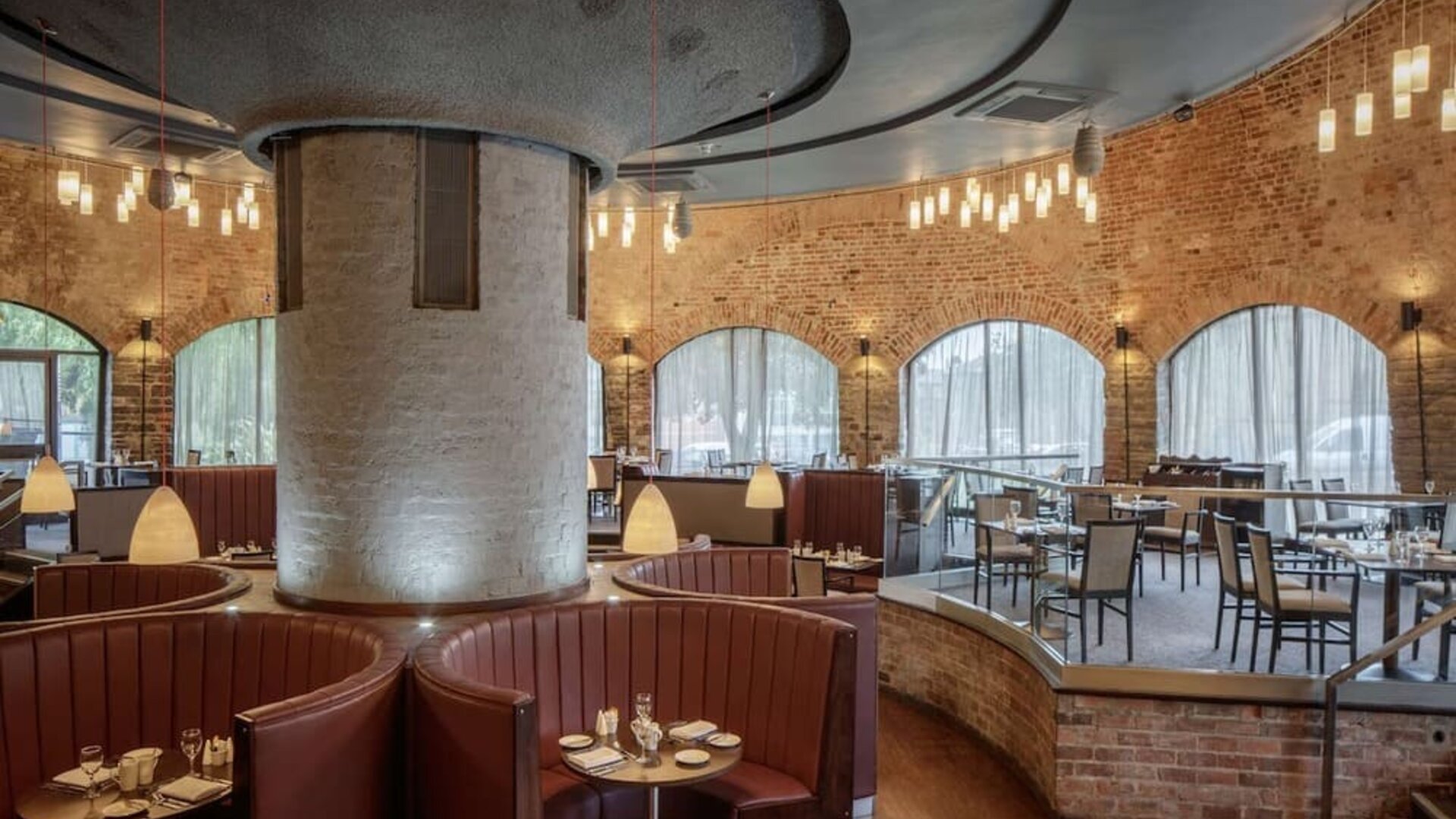 Industrial-chic dining area at DoubleTree By Hilton Bristol City Centre. 
