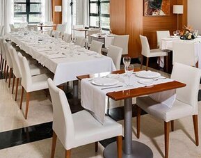 NH Valencia Las Artes