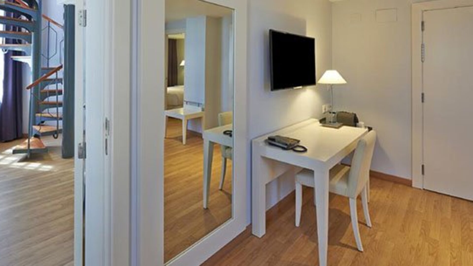 NH Valencia Las Artes