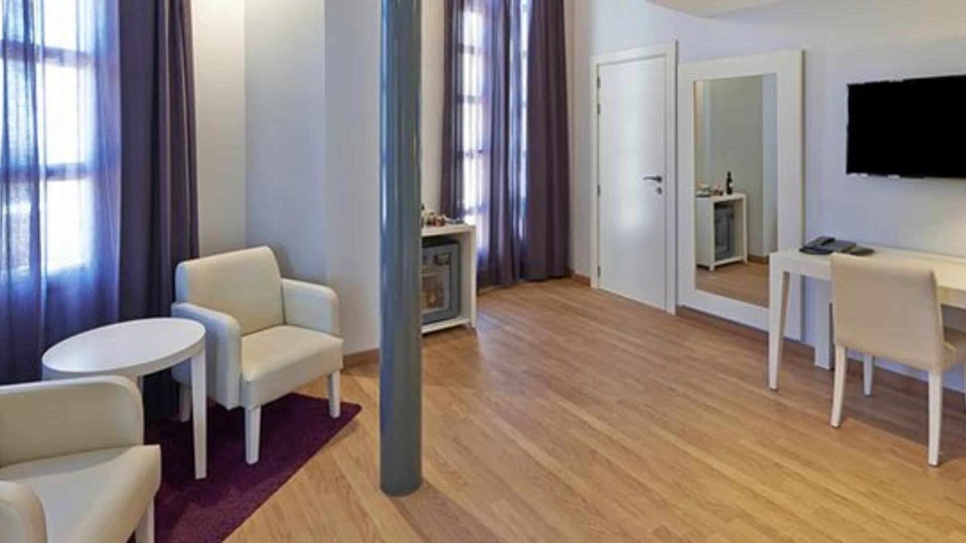 NH Valencia Las Artes