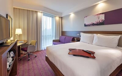 Cozy king room at Hampton By Hilton London Gatwick Airport.