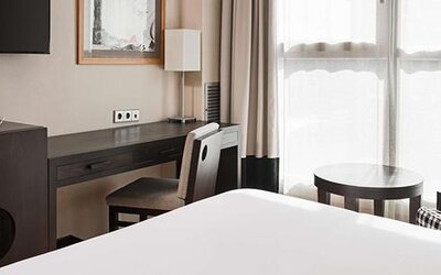 Hotel NH Valencia Center