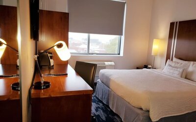 Romantic day room at Fairfield Inn & Suites New York Brooklyn.