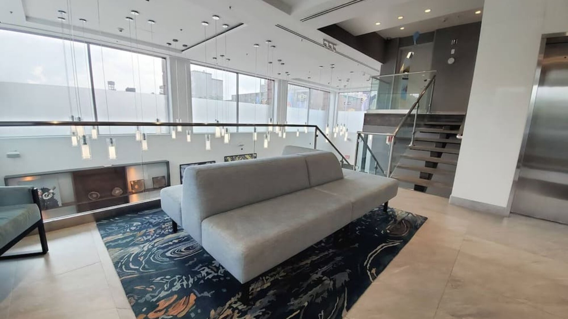 Comfortable coworking couches at Fairfield Inn & Suites New York Brooklyn.